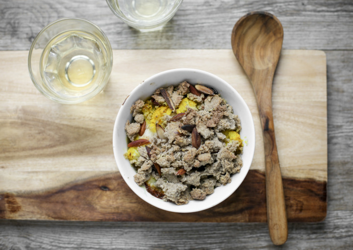 Crumble di cavolfiore, curcuma e stracchino