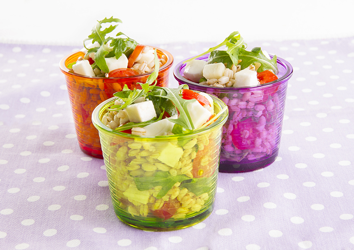Insalatina di orzo, pomodorini e mozzarella