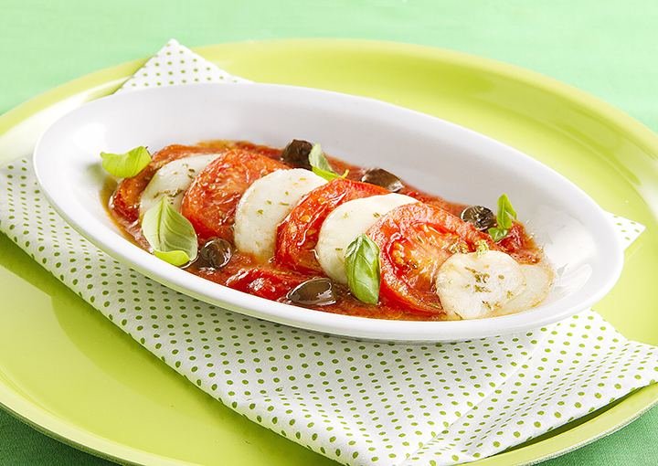 Tortino di pomodori, mozzarella e olive