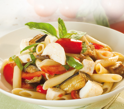 Insalata di pasta mozzarella light e melanzane