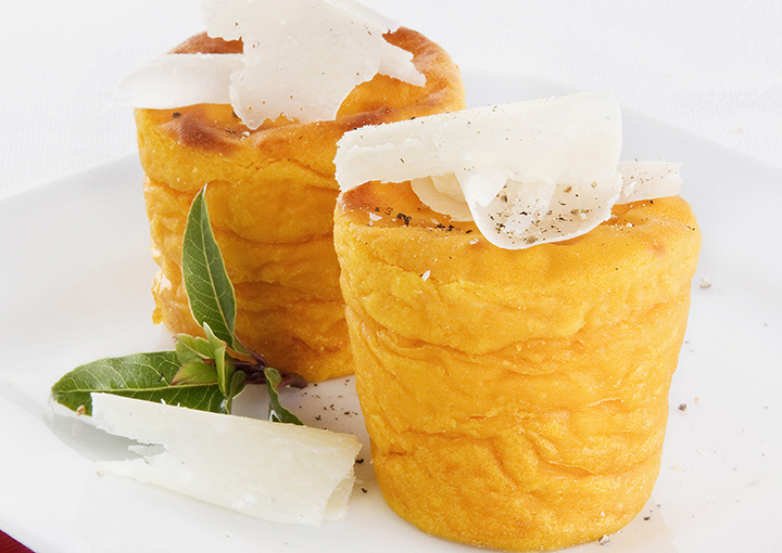 Sformatini di zucca, carote e scamorza