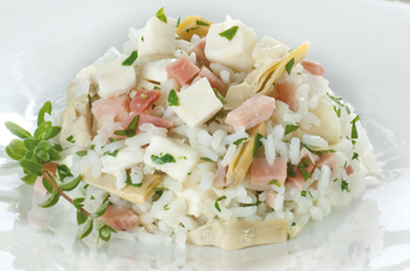 Insalata di riso con mozzarella