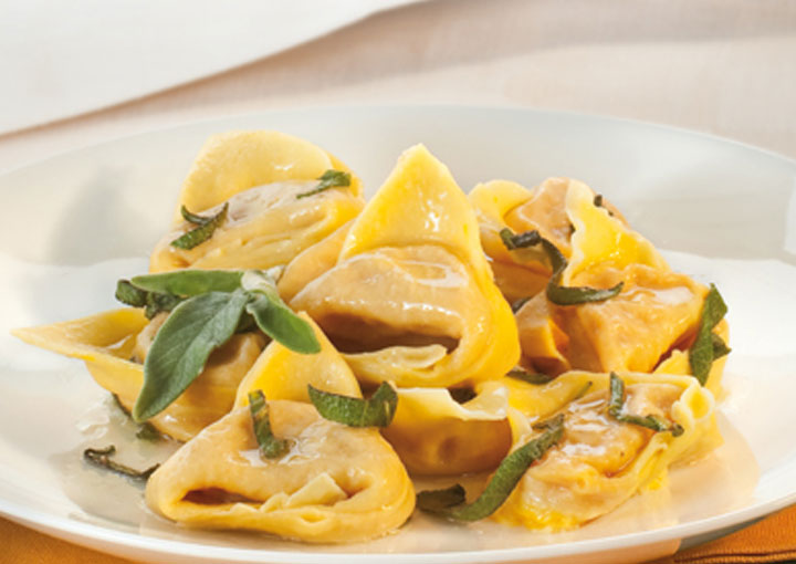 Tortelli di zucca alla salvia