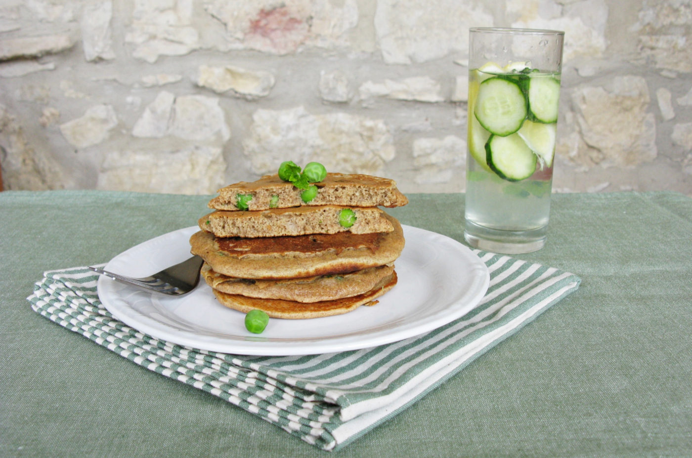Pancake salati di lenticchie e piselli