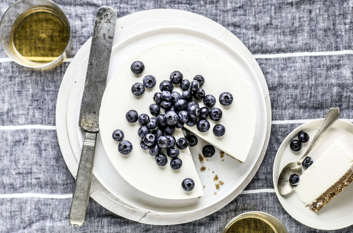 Cheesecake leggera ai mirtilli e fiocchi d'avena