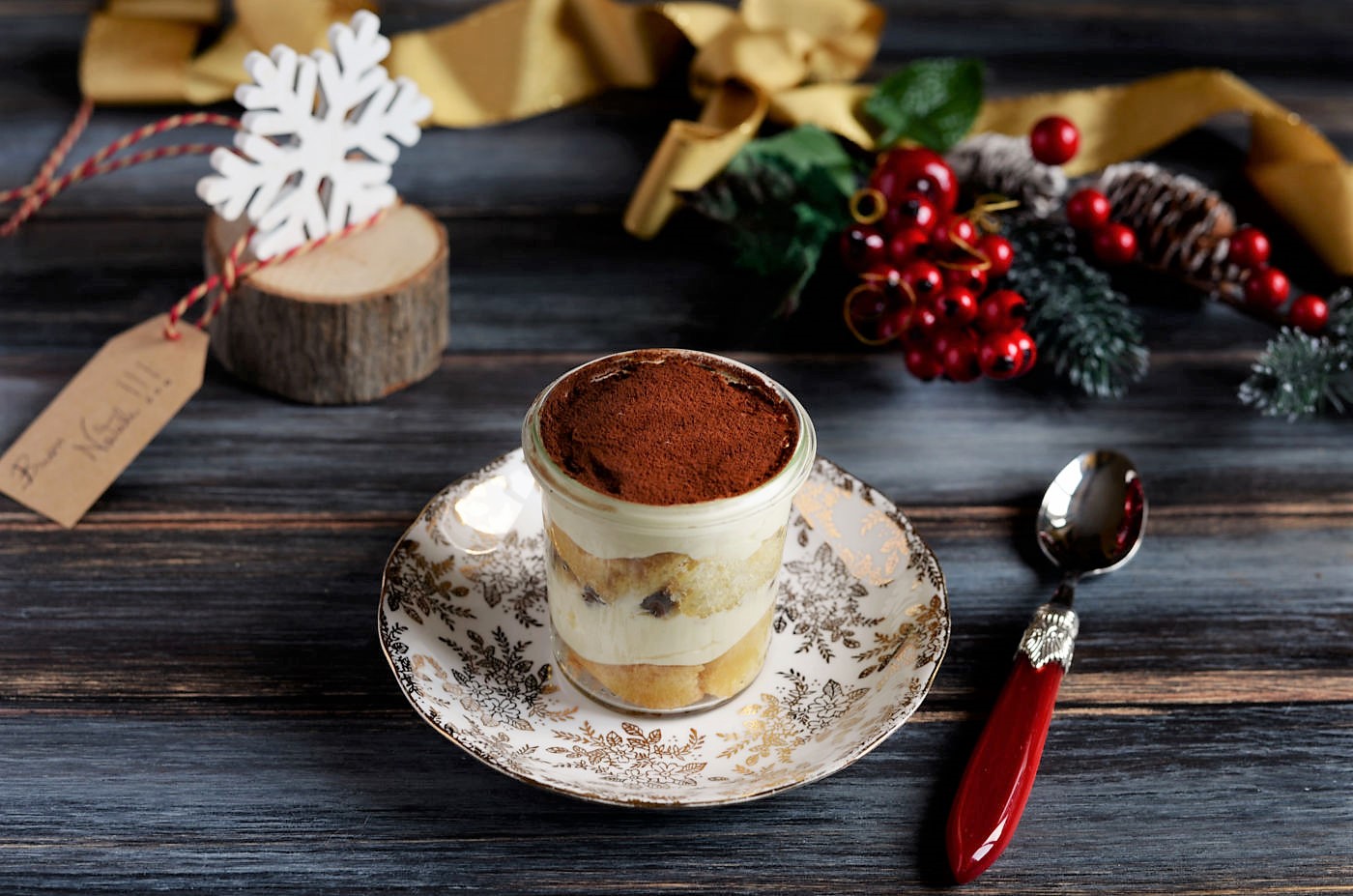 Tiramisù con torrone e cioccolato
