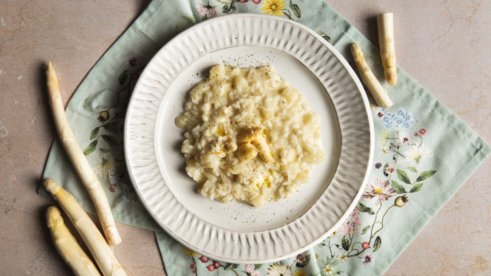 Risotto con asparagi bianchi e stracchino